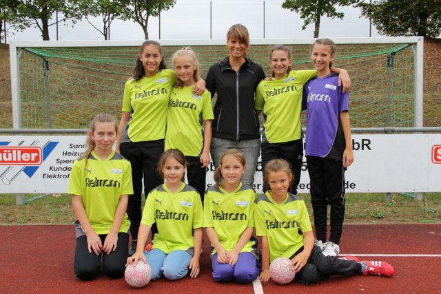 Die Mannschaften des Bezirksschülertreffens 2016 in Massbach